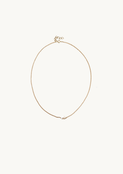 Collier May-0
